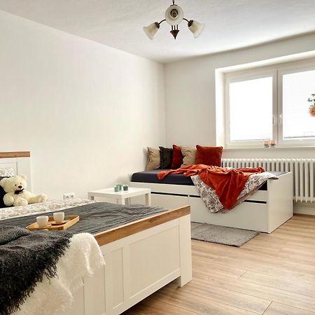 M.F. Lägenhet Znojmo Exteriör bild
