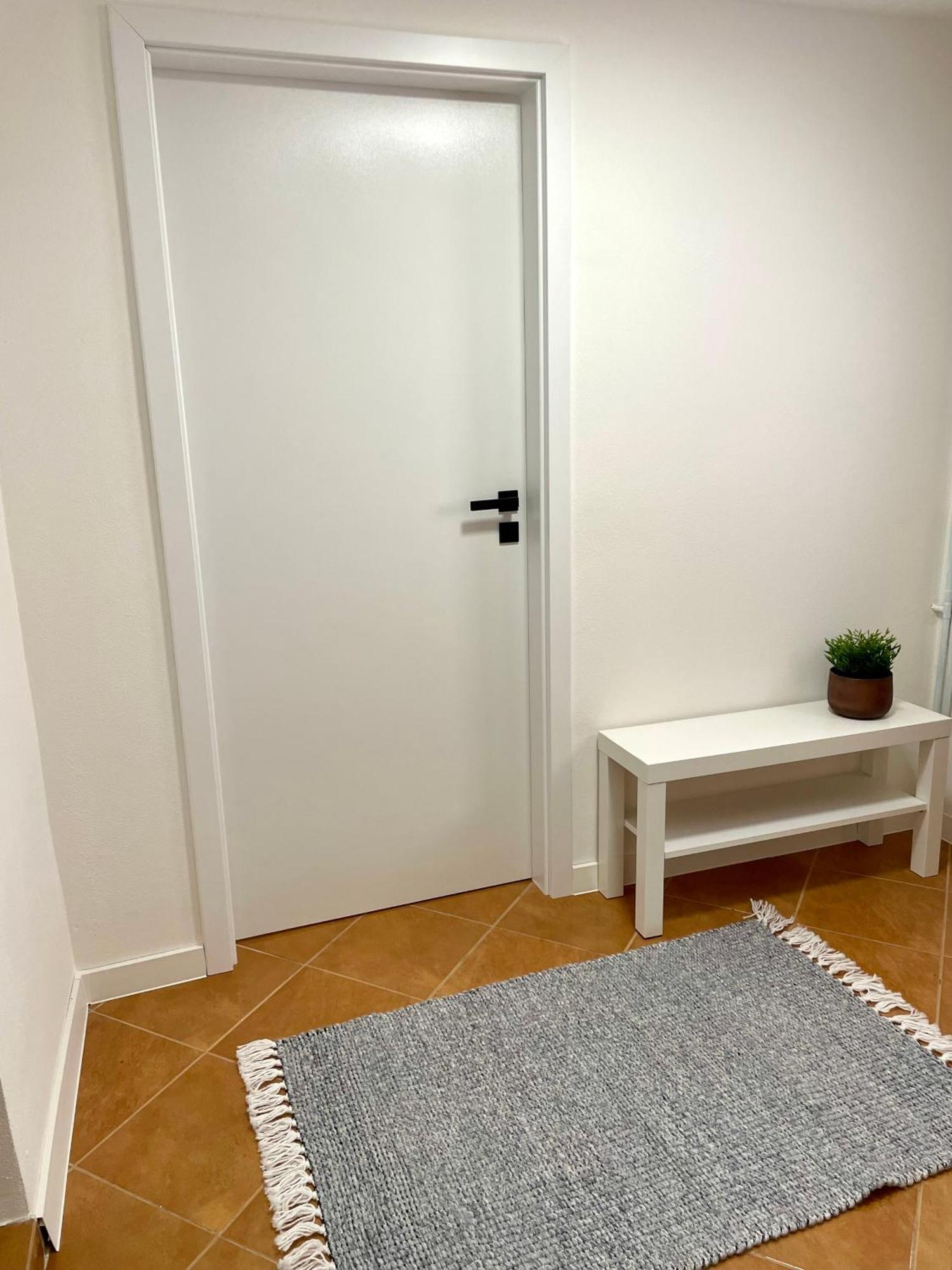 M.F. Lägenhet Znojmo Exteriör bild